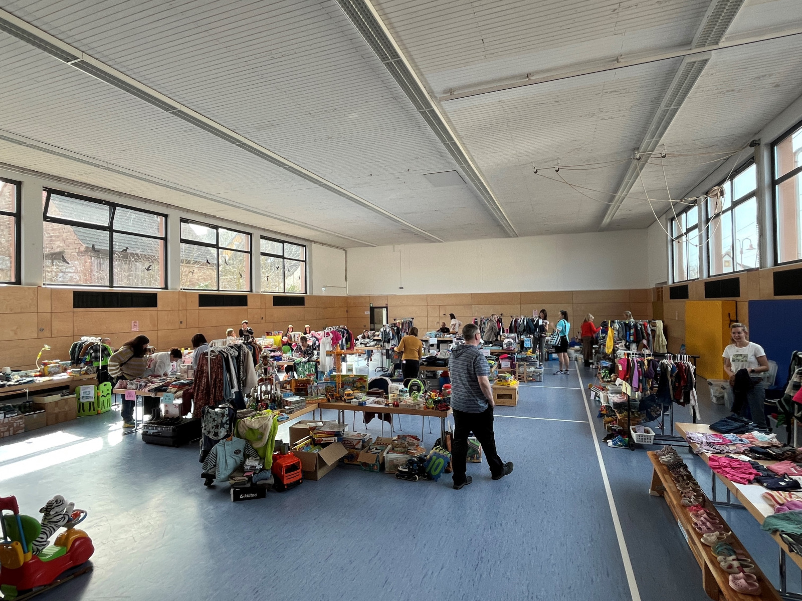 Frühlingsbasar rund ums Kind in Kindsbach